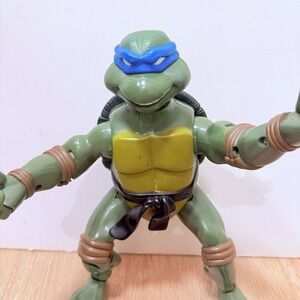 Leonardo Mirage Studios Playmate 2006 Teenage Mutant Ninja Turtles 10"